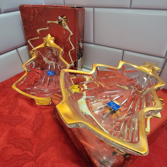 Studio Nova  Christmas Tree Candy Dish S with Gold Trim .Set Of 2. NWT. - Picture 2 of 5